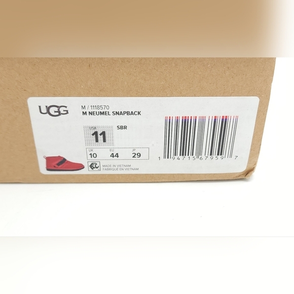 UGG Neumel Snapback Chukka Boots Mens Size 11 Red Black Ankle Sheepskin 1118570 - Picture 3 of 11